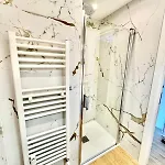 Apartment Casa Sud Superbe Vue Mer, Renove, Parking & Climatisation Menton