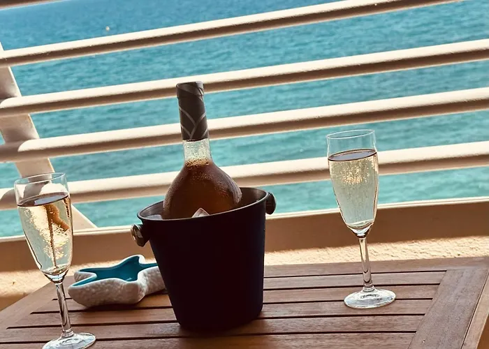 Casa Sud Front De Mer, Terrasse Plein Soleil, Vue Panoramique Et Parking 아파트 *