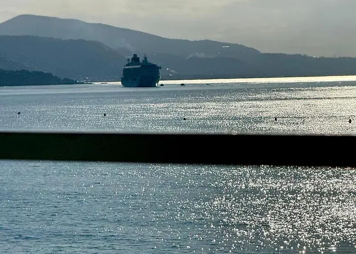 Casa Sud Front De Mer, Terrasse Plein Soleil, Vue Panoramique Et Parking 아파트 *