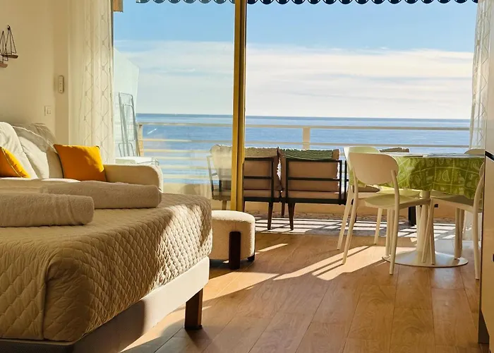 Casa Sud Front De Mer, Terrasse Plein Soleil, Vue Panoramique Et Parking 멍똥