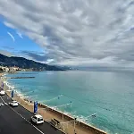 Apartment Casa Sud Superbe Vue Mer, Renove, Parking & Climatisation Menton