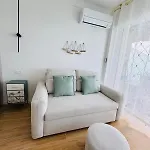 Casa Sud Superbe Vue Mer, Renove, Parking & Climatisation Apartment Menton