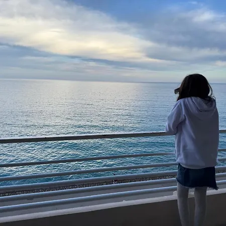 Appartement Casa Sud Côte D'azur French Riviera Borde De Wifi Nexflit&parking Inclus Menton