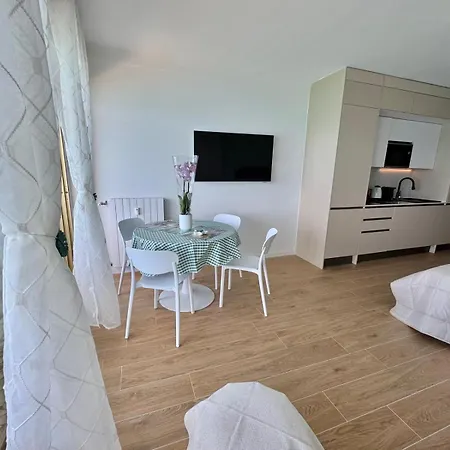 Casa Sud Côte D'azur French Riviera Borde De Wifi Nexflit&parking Inclus Appartement Menton