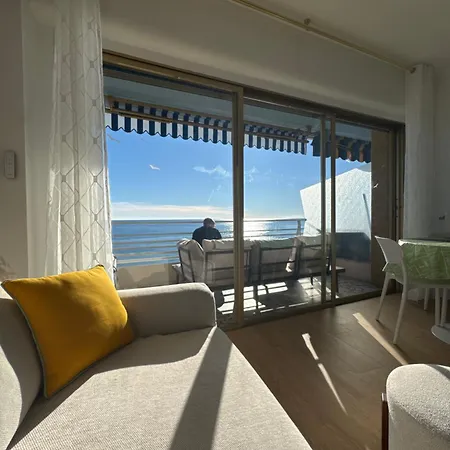 Casa Sud Front De Exceptionnel, Terrasse, Parking & Climatisation Inclus Menton