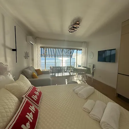 Casa Sud Front De Exceptionnel, Terrasse, Parking & Climatisation Inclus Apartment