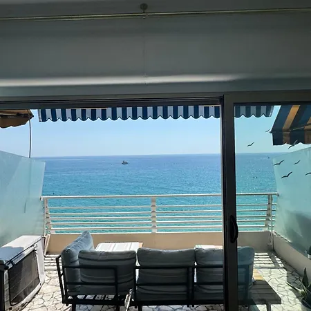 Casa Sud Vue Exceptionnelle Terrasse Parking Inclus Climatisation Appartement