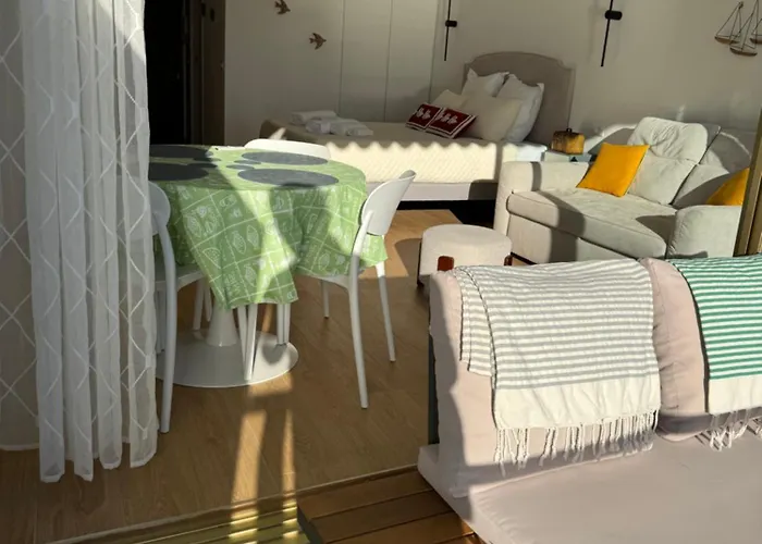 Casa Sud Front De Mer, Terrasse Plein Soleil, Vue Panoramique Et Parking Apartment Menton