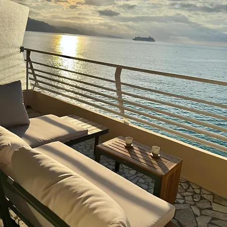Casa Sud - En Vue - Terrasse - Wifi - Appt Entierement Renove Menton